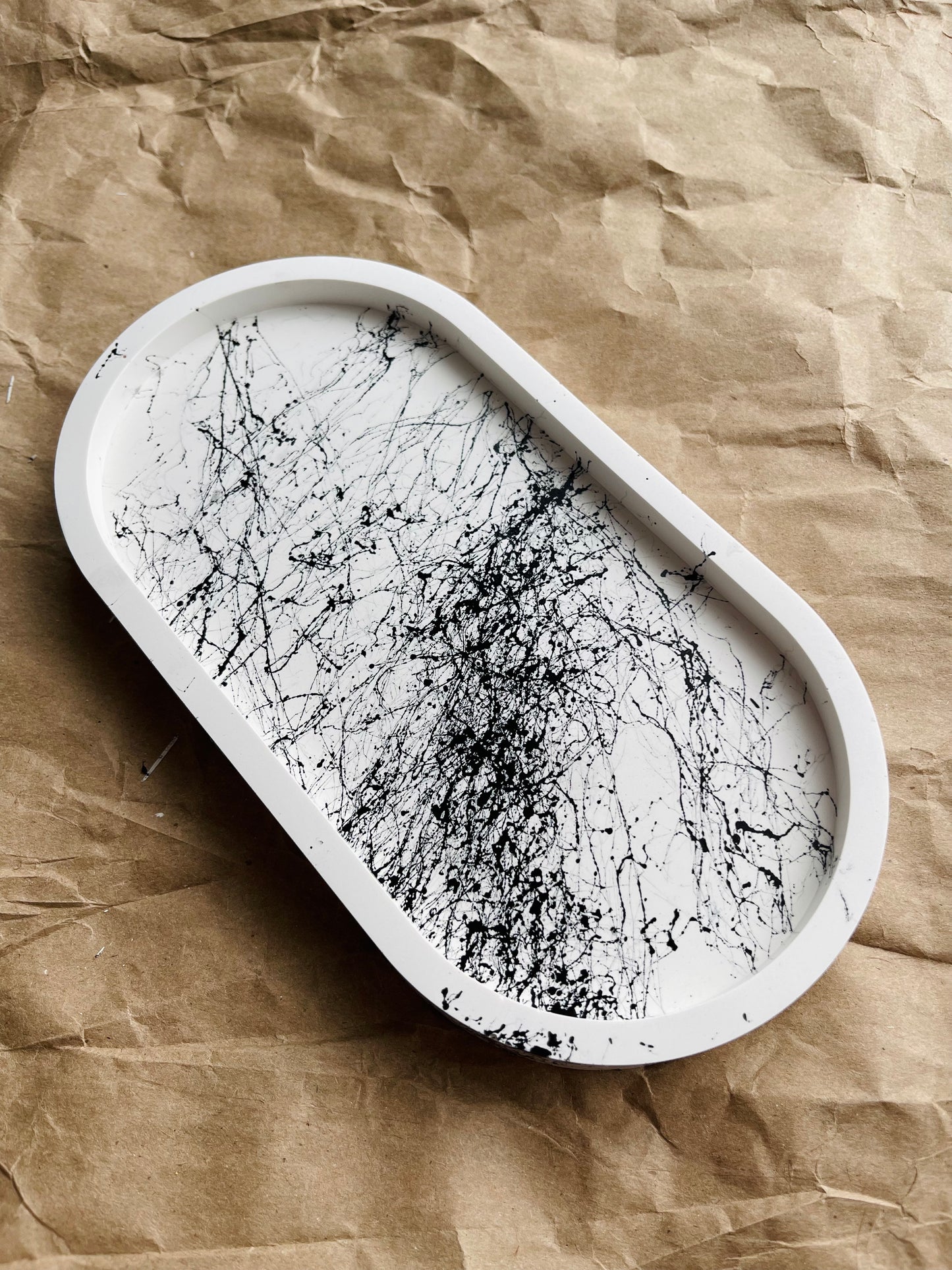 Cobweb Oval Tray