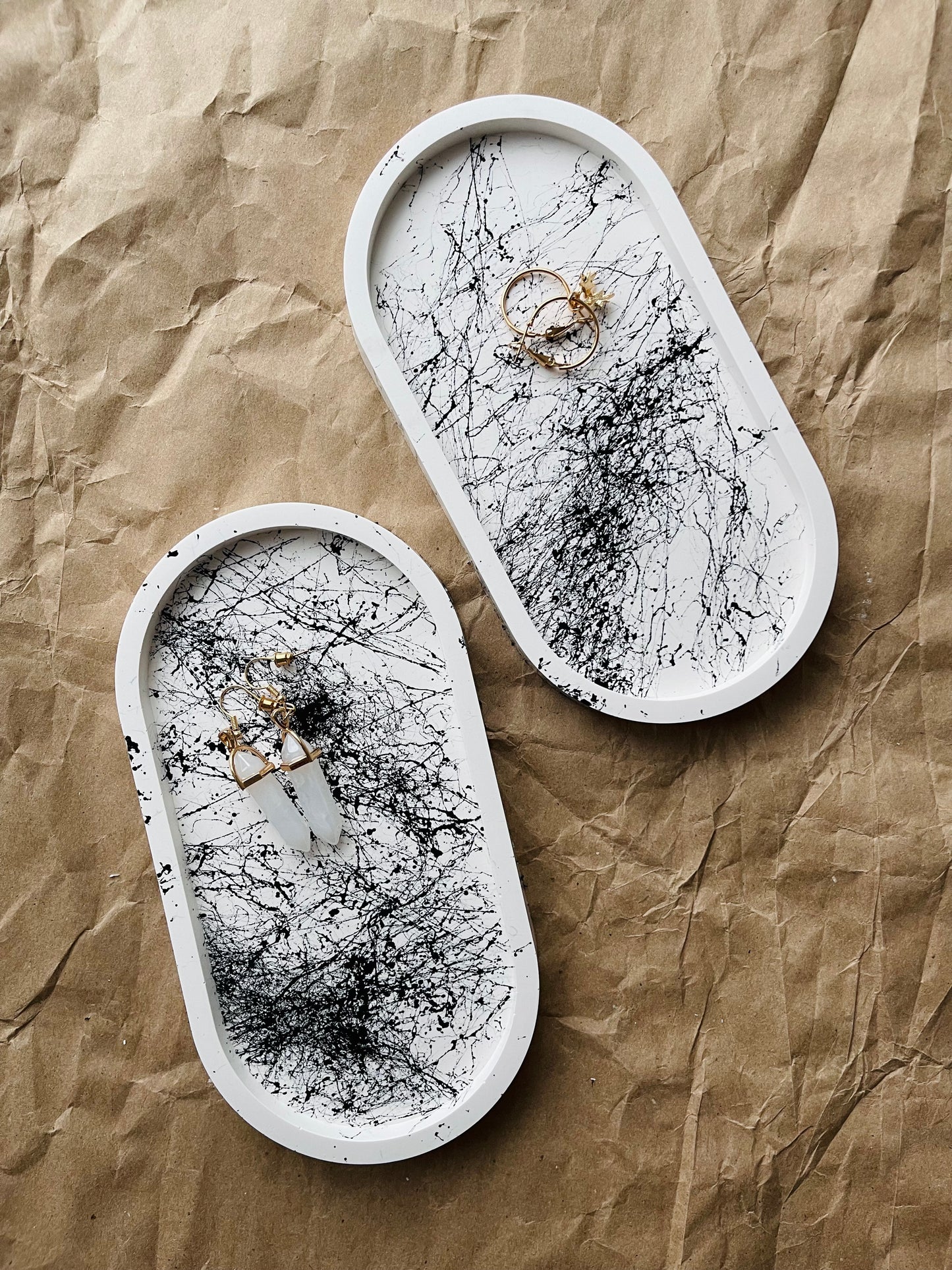 Cobweb Oval Tray