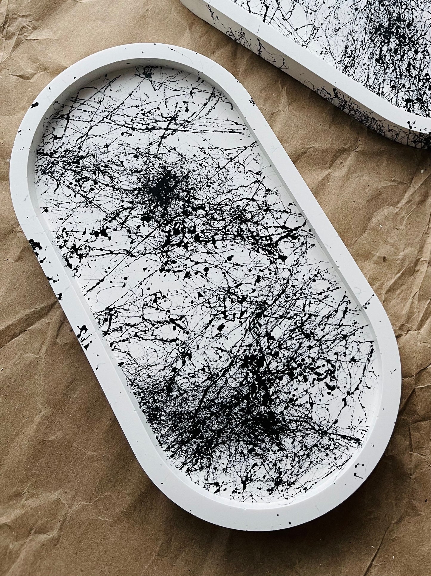 Cobweb Oval Tray