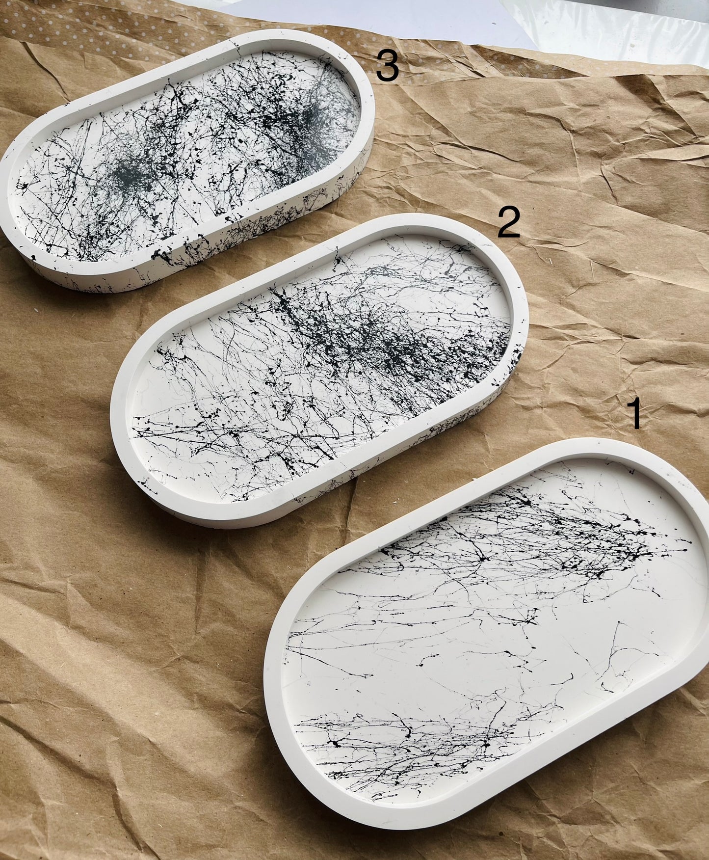 Cobweb Oval Tray