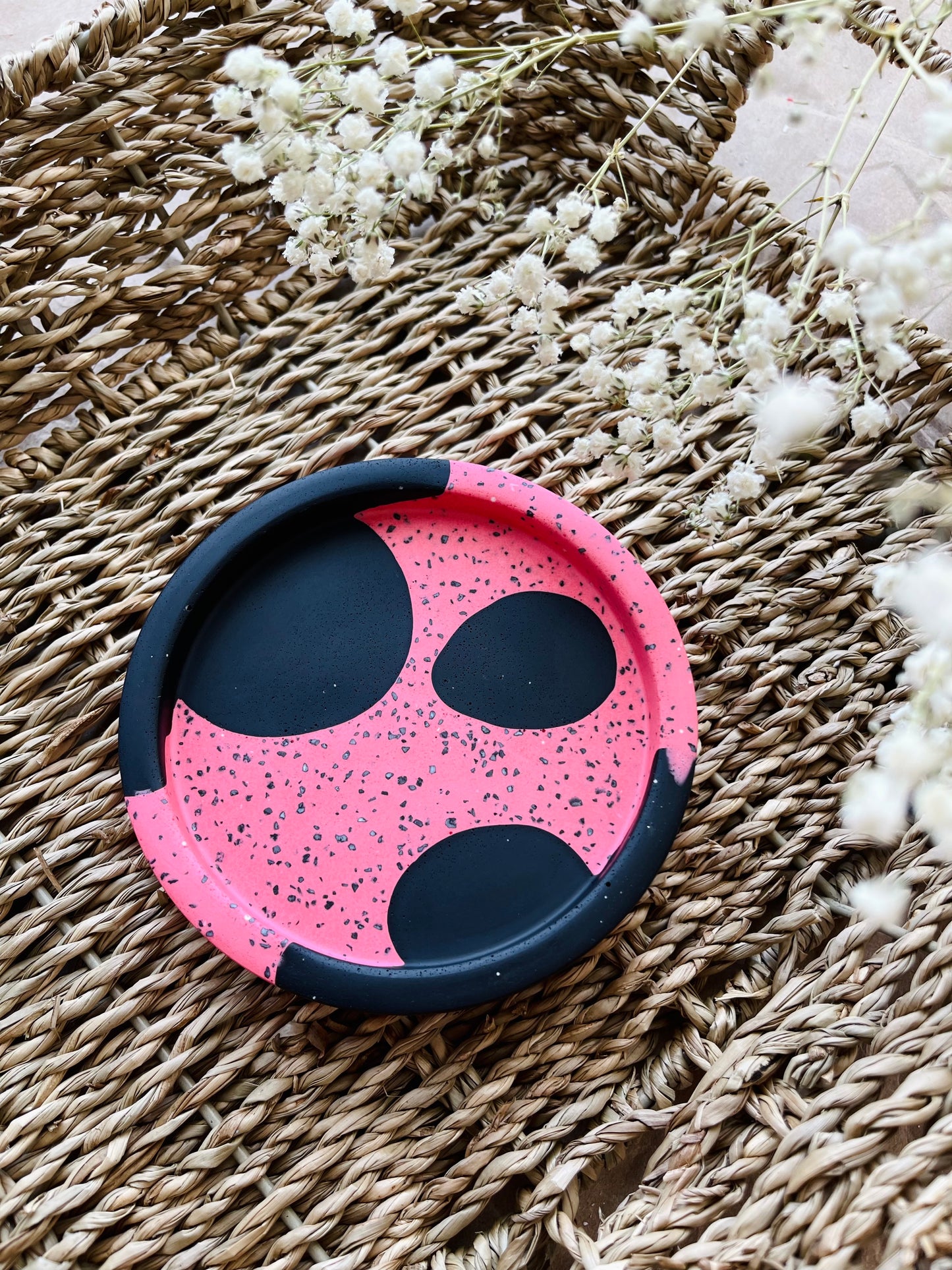 Abstract Black Sand Small Round Tray