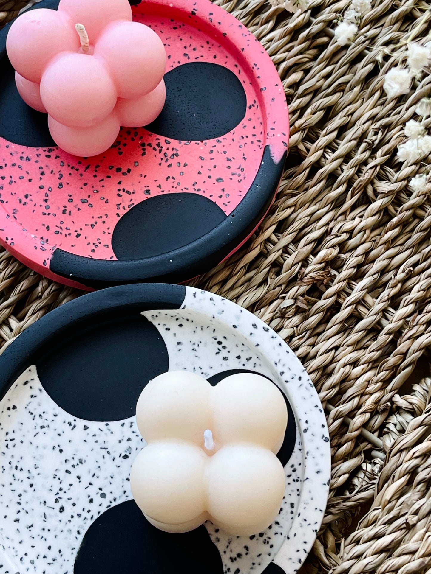 Abstract Black Sand Small Round Tray
